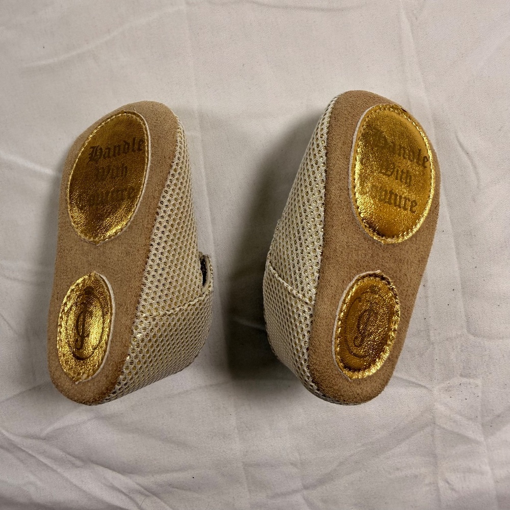 Authentic Juicy Couture Gold Mesh Mary Jane Baby Shoes – Size 2 - Picture 2 of 4